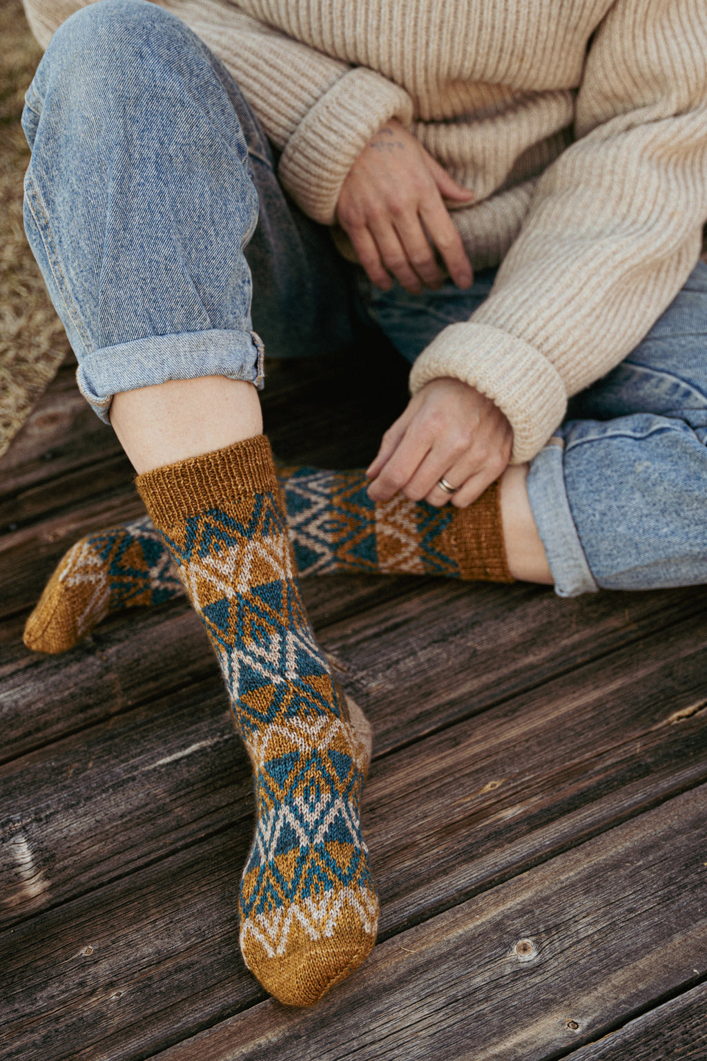 Peak Socks – knitting pattern (PDF)